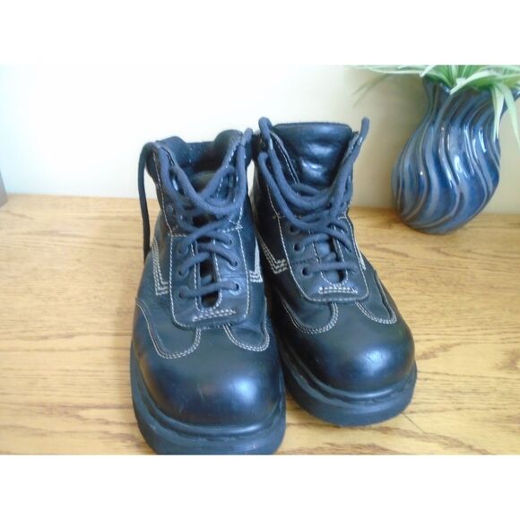 Vintage  Dr Martens Boots Mens US size 11 Womens US size 12 Made in England 9234 - Picture 5 of 12